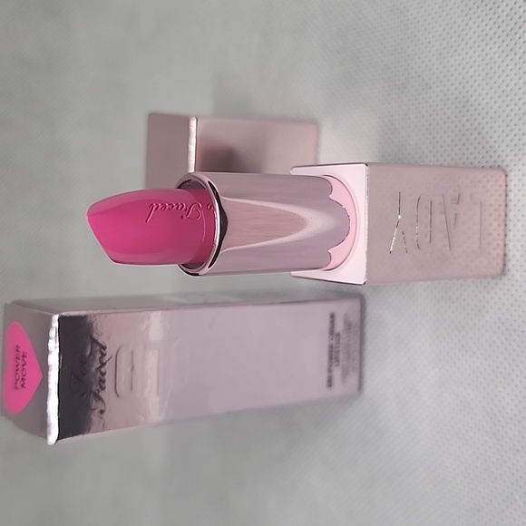 TooFACED LADY BOLD EM-POWER CREAM LIPSTICK (NIB) - Picture 3 of 4